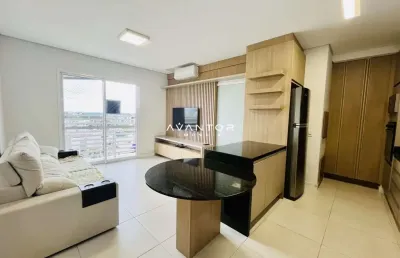 Apartamento, 2 dormitórios, 1 suíte, 2 banheiros, 1 vaga, centro