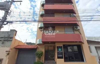 Duplex mobiliado no centro de 2 dormitórios, 2 banheiros, sala de estar, sala de