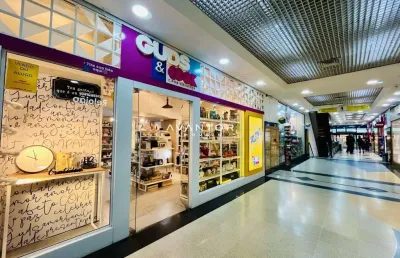 Ponto comercial para alugar na Calçadão Salvador Isaia, 1263, Centro, Santa Maria
