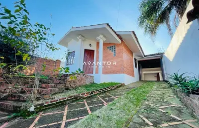 Casa bairro noal, 4 dormitórios,  1 suíte, 3 banheiros, garagem para 3 carros