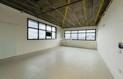 Comercial prime, salas comerciais em frente ao hospital de caridade.