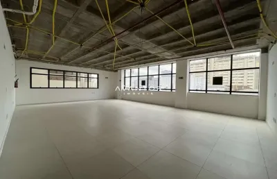 Comercial prime, salas comerciais em frente ao hospital de caridade.