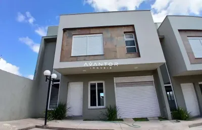 Casa duplex de 3 dormitórios, suíte, sala de estar, 2 banheiros, cozinha, área d