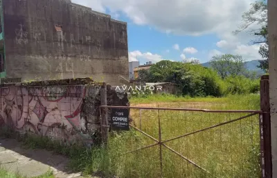 Terreno à venda na Rua Silva Jardim, 2482, Centro, Santa Maria