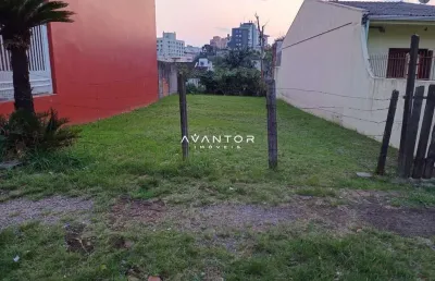 Terreno à venda na Rua Becker Pinto, 102, Menino Jesus, Santa Maria