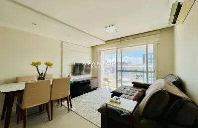 Apartamento, 2 dormitórios 1 suíte, banheiro social, 1 vaga, mobiliado