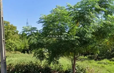 Terreno à venda na Rua Helena Toniolo Figueira, 225, São José, Santa Maria