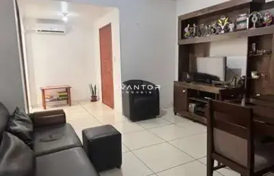 Apartamento de 2 dormitórios e 1 vaga, no patronato em santa maria