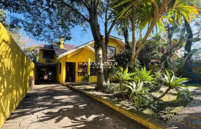 Casa, 4 dormitórios, 1 suíte, piscina, pátio, perpétuo socorro