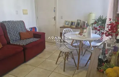 Apartamento 2 quartos, cozinha,banheiro social,vaga de garagem.