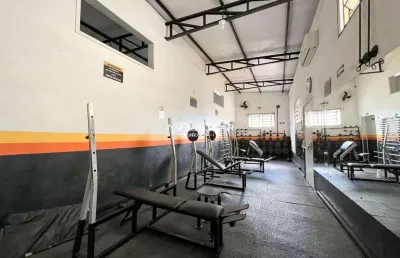 Amplo ponto comercial, 488m² de área privativa, centro