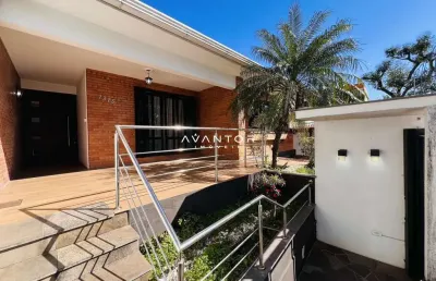 Excelente casa térrea, mobiliada, em localização privilegiada próximo ao centro
