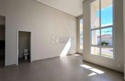 Linda casa a venda no condomínio parque residencial roland i