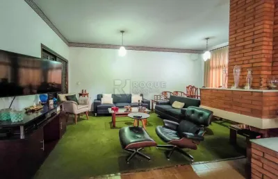 Casa a venda com 03 quartos e edícula, em ótima localização, no centro de limeira