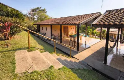 Chácara maravilhosa em condomínio fechado – 6.184 m² de lazer, conforto e natureza!