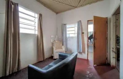 Casa com 3 quartos à venda na Vila São João, Limeira 