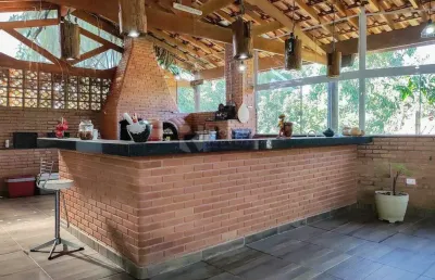 Chácara a venda com área verde e 02 quartos, no bairro dos pires de cima, em limeira