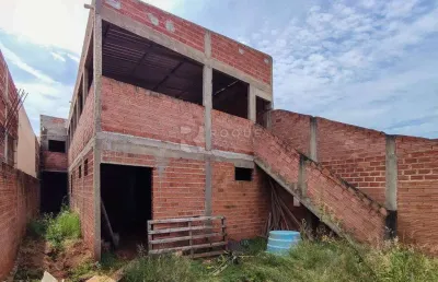 Casa residencial à venda no bairro residencial palmeira real