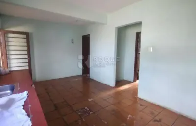 Casa com excelente localização – ideal para residência ou comércio!