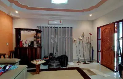 Casa à venda – 3 dormitórios (2 suítes, 1 com hidro) | área gourmet | piscina