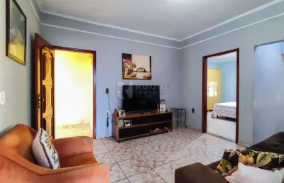 Casa à venda – 4 dormitórios | 2 suítes | quintal amplo | 3 vagas