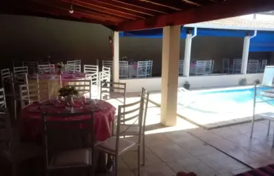 Casa avarandada à venda – ampla, funcional e com lazer completo!