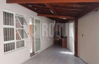 Casa à venda com edícula – 3 dormitórios | suíte | churrasqueira | ótima localização