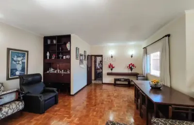 Casa com 5 quartos à venda na Vila Claudia, Limeira 