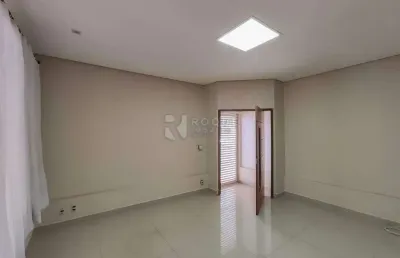 Casa comercial à venda na Vila Claudia, Limeira 