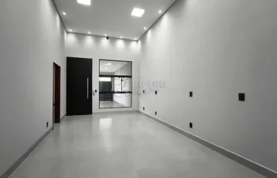 Linda casa recém-construída com 3 dormitórios e 2 vagas de garagem