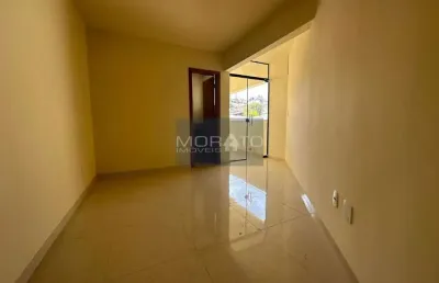 Casa com 2 quartos à venda na Rua Lúcia Helena, --, Paquetá, Belo Horizonte