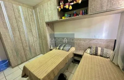 Linda casa geminada com entrada individual 3 quartos com suíte