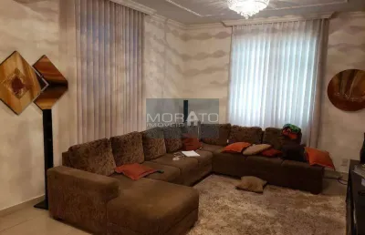 Casa 4 quartos, 2 suítes, 5 vagas no bairro fernão dias