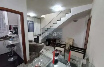 Cobertura 2 quartos, 1 suíte, 2 vagas, no bairro castelo