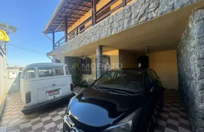Casa 3 quartos, 1 suíte, 2 vagas no bairro camargos