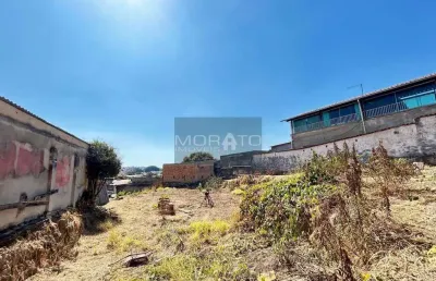 Excelente oportunidade! dois lotes metragem total de 855m² no bairro glória