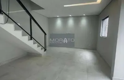 Casa 03 quartos, 3 banheiros, 3 vagas de garagem, no bairro riacho das pedras