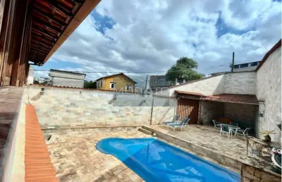 Casa com 4 quartos à venda na Rua Maria, --, Santa Maria, Belo Horizonte