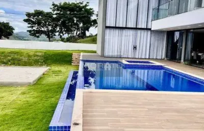 Casa alto padrão 4 quartos 6 vagas em bonfim minas gerais.