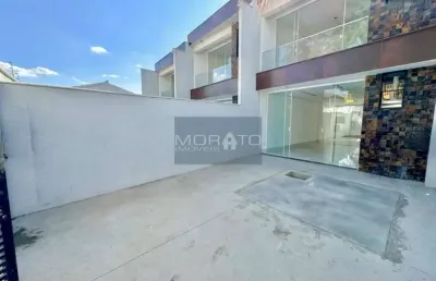 Casa geminada 3 quartos, 1 suíte, 4 vagas bairro santa mônica