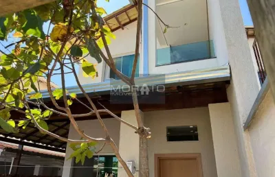 Casa 3 quartos, suíte, 3 vagas de garagem no bairro são joão batista