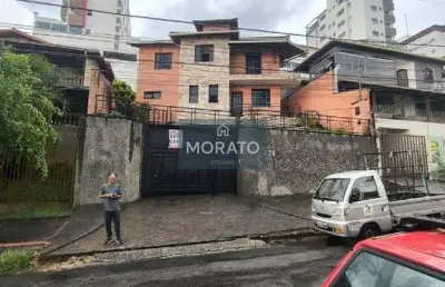 Casa de 4 quartos 3 banheiros 3 vagas de garagem jardim riacho