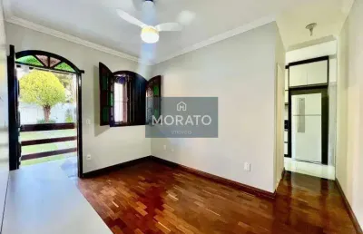 Casa com 4 quartos, e 5 vagas de garagem no bairro itapoã