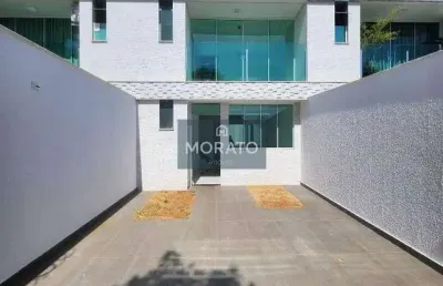 Casa triplex com 3 quartos, suíte e 2 vagas no bairro santa amélia