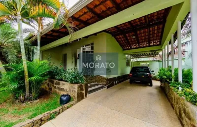Casa à venda com 300m², 3 quartos e 2 vagas na serra