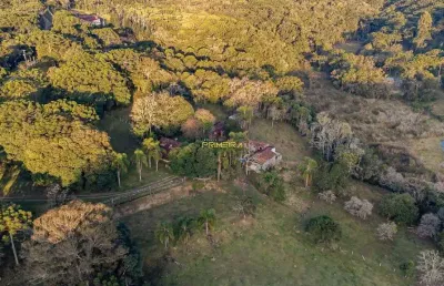 Chácara / sítio com 3 quartos à venda na Aleixo Collere, 400, Cerne Papanduva, Campina Grande do Sul