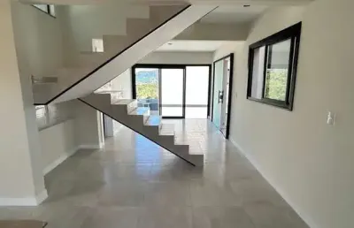 Casa em condomínio fechado com 2 quartos à venda na rua são marcos, 826, são francisco de assis, camboriú por r$ 1.280.000