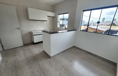 Aluguel anual de apartamento semimobiliado com 01 quarto, 01 vaga de garagem, 40 m², bairro são judas em itajaí-sc