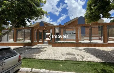 Apartamento de 02 quartos em frente ao parque das nações