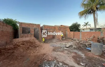 Casa de 02 quartos com suíte no nossa senhora das graças.